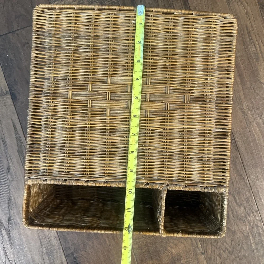 Vintage Rattan Bed Couch Tray Organizer Desk Table Rustic Wicker Storage Remote